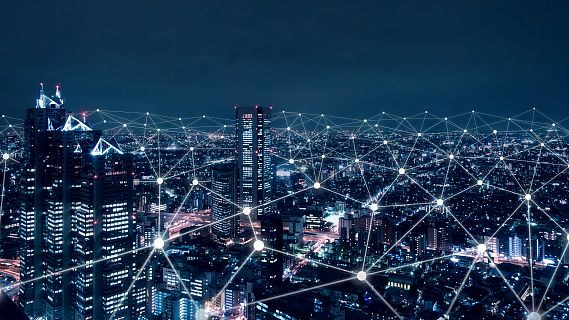 Hora América en Radio 5