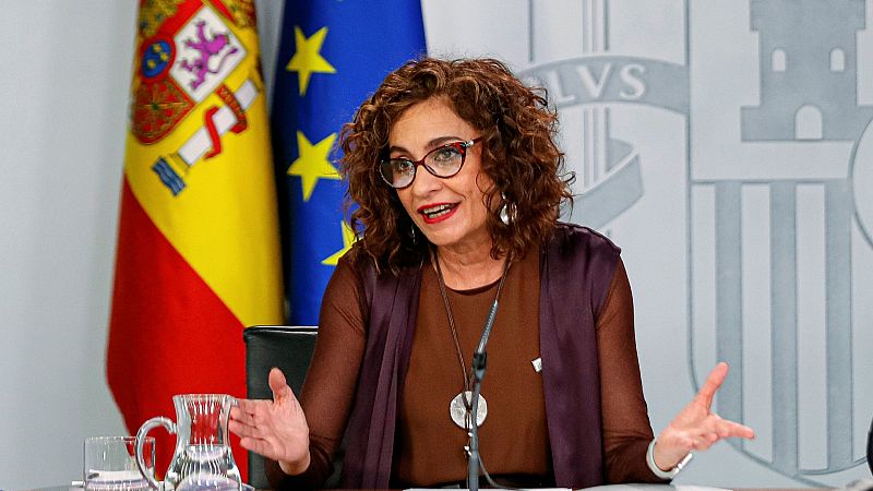 Boletines RNE - Hacienda fija un objetivo de déficit más flexible - Escuchar ahora