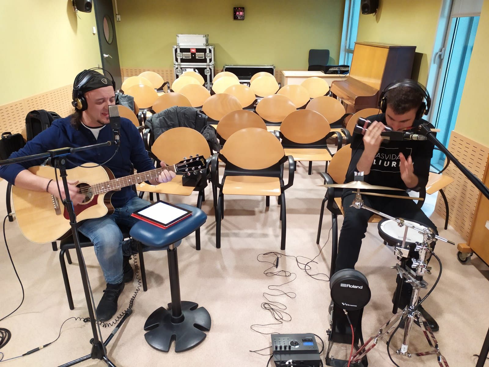 Són 4 dies- La Història vista per Xavier Traité. Que no se'ns escapi. Concert Acústic, amb Masvidal.