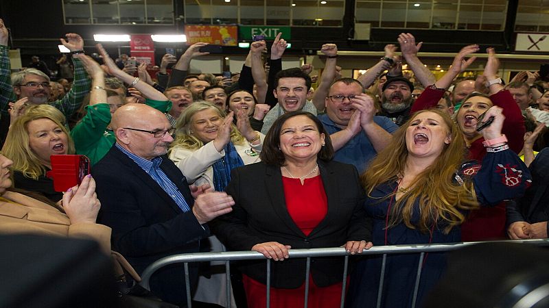 24 horas fin de semana - 20 horas - El descontento y los jóvenes permiten al Sinn Féin romper el bipartidismo en Irlanda - Escuchar ahora