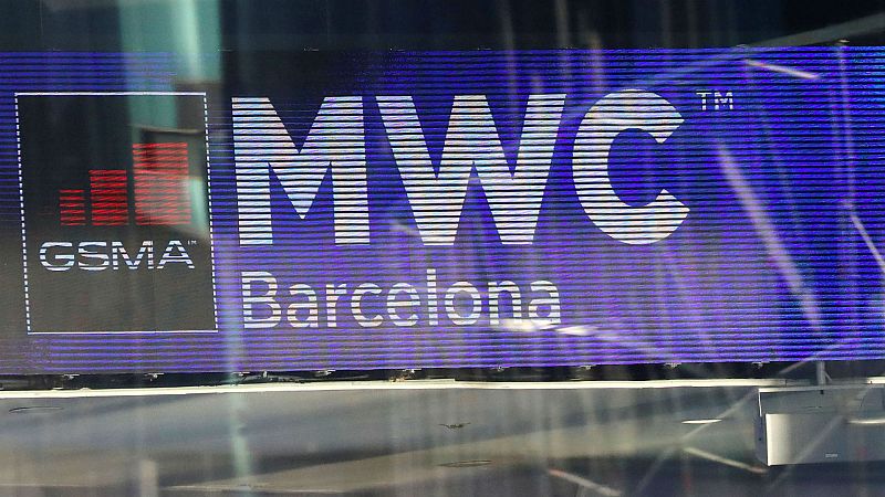 14 horas - El Mobile World Congress de Barcelona, en cuesti�n