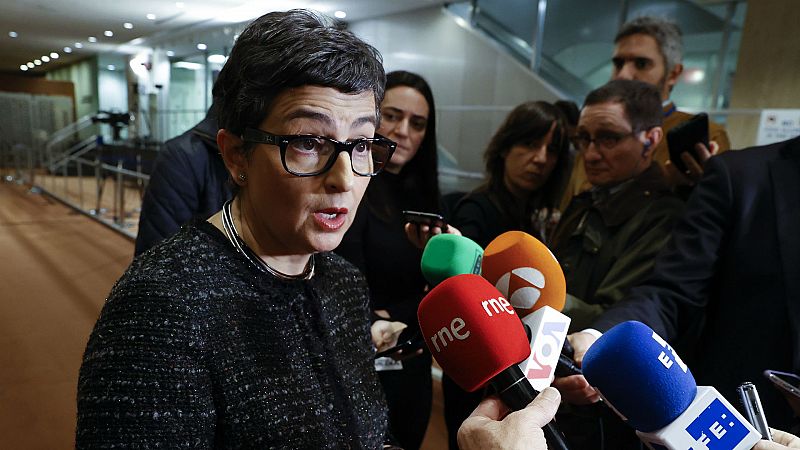 Boletines RNE - España rechaza la propuesta de Bruselas para empezar a negociar los presupuestos - Escuchar ahora