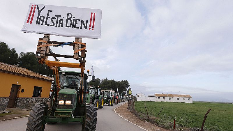 Las mañanas de RNE con Íñigo Alfonso - Los agricultores de Cádiz, Almería y Extremadura vuelven a reclamar mejoras - Escuchar ahora