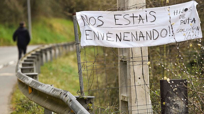 Boletines RNE- Se levanta la alerta sanitaria en Zaldibar - Escuchar ahora