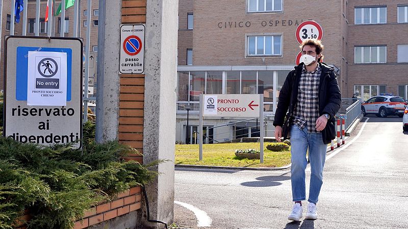  Boletines RNE - 250 personas en cuarentena por el coronavirus en Italia - Escuchar ahora