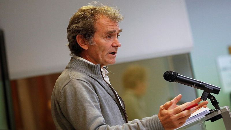 14 horas fin de semana - España refuerza medidas sanitarias pero no implementará protocolos extraordinarios - Escuchar ahora