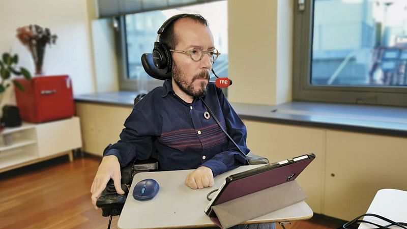  Las mañanas de RNE con Íñigo Alfonso - Echenique: "No habrá temas vetados en la mesa de diálogo"  - Escuchar ahora