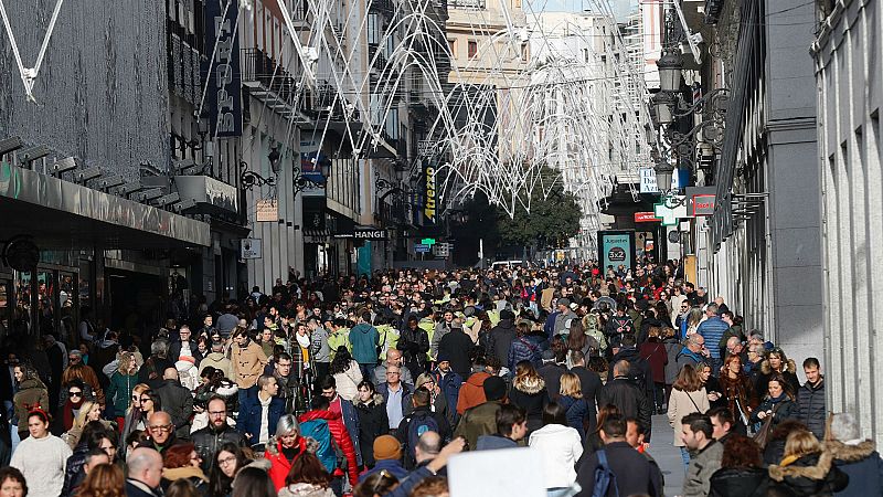 14 horas - El PSOE gana en la calle según el CIS - Escuchar ahora