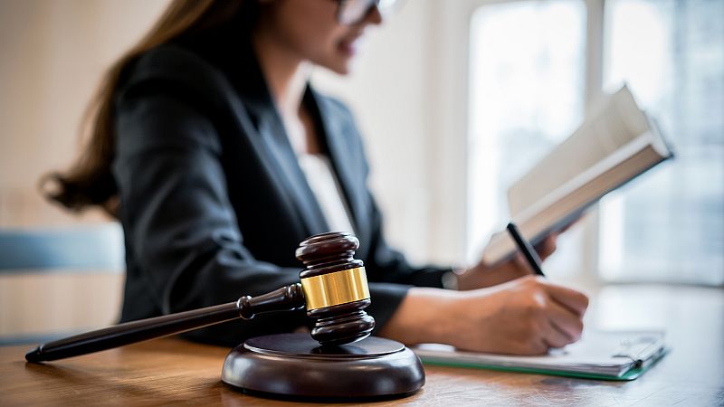 24 horas - THEMIS: "Se ha perdido la oportunidad de una reforma más exahustiva y contundente" - Escuchar ahora