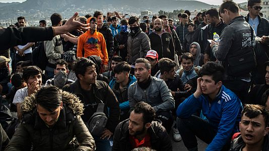 Las mañanas de RNE - Las mañanas de RNE con Íñigo Alfonso - Vivir varado en Lesbos - Escuchar ahora