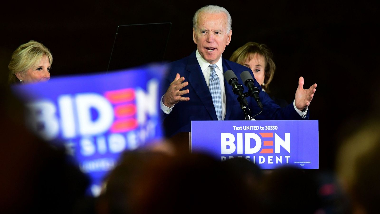  Todo noticias mañana - Pedro Rodríguez: "Puede que ni Biden ni Sanders sean finalmente los candidatos" - Escuchar ahora