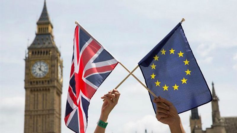 Europa abierta en Radio 5 - Reino Unido y UE inician la complicada negociación para cerrar el divorcio - 04/03/20 - Escuchar ahora