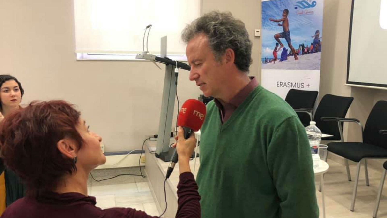 Solamente una vez - Juegos en arena para la inclusi�n social - Escuchar ahora