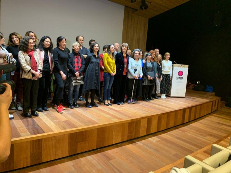 Todo noticias tarde - Ellas crean, arte y cultura de las mujeres - Escuchar ahora 