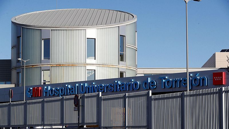 Boletines RNE - Una mujer de 99 años ha fallecido en Madrid por coronavirus, es la tercera en España - Escuchar ahora 