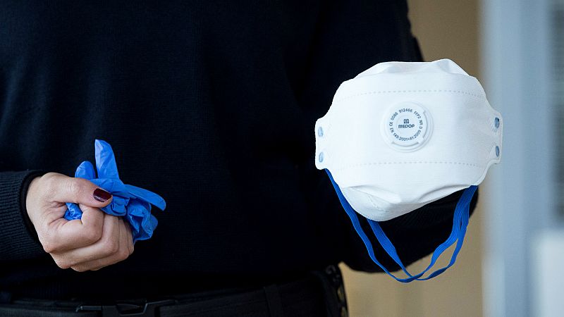 "Cada 5 minutos tenemos que decir "no" a un cliente" 24 horas - Los fabricantes de mascarillas: "Cada 5 minutos tenemos que decir "no" a un cliente" - Escuchar ahora