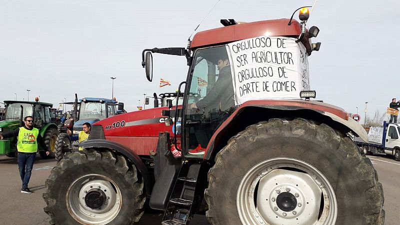 Boletines RNE - Los agricultores y ganaderos insisten: se sienten abandonados  - Escuchar ahora