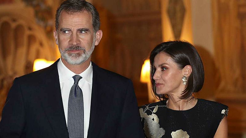 Las mañanas de RNE con Íñigo Alfonso - Los reyes asisten en París a un homenaje a las víctimas del terrorismo - Escuchar ahora