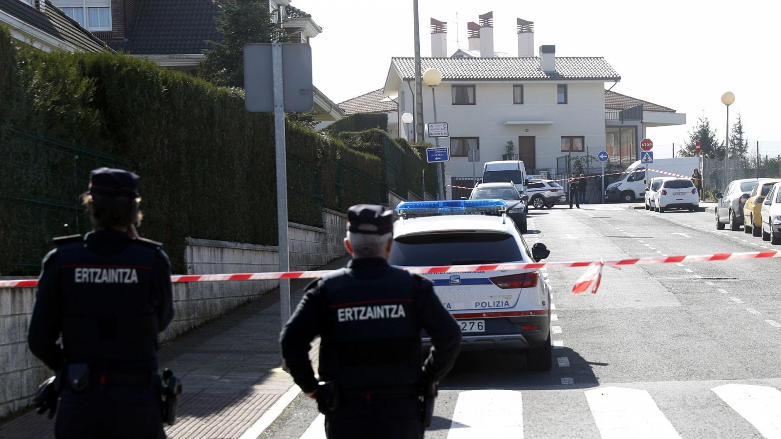 Boletines RNE - Madre e hija, asesinadas en un nuevo crimen machista en Abanto - Escuchar ahora