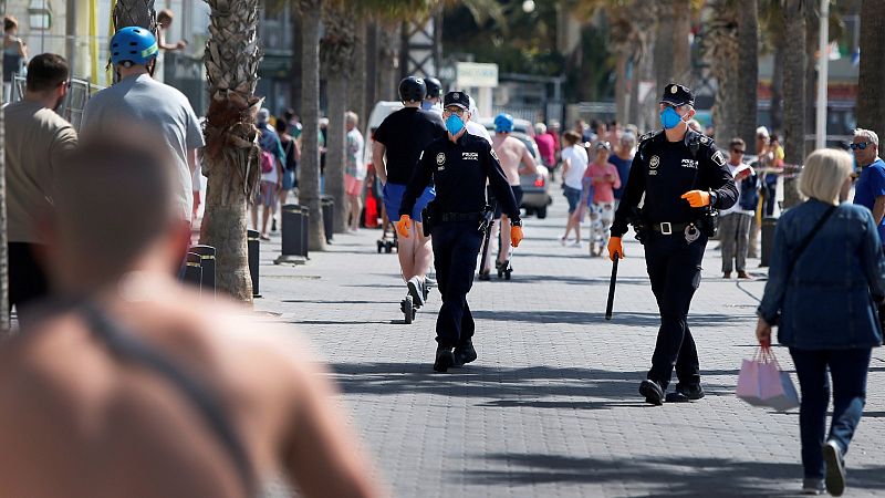 España a las 8 Fin de Semana - ¿Qué multas podrían conllevar las infracciones de las medidas decretadas? - Escuchar ahora