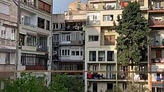 Todo Noticias - Tarde - Teatro para los niños desde los balcones - 20/03/2020