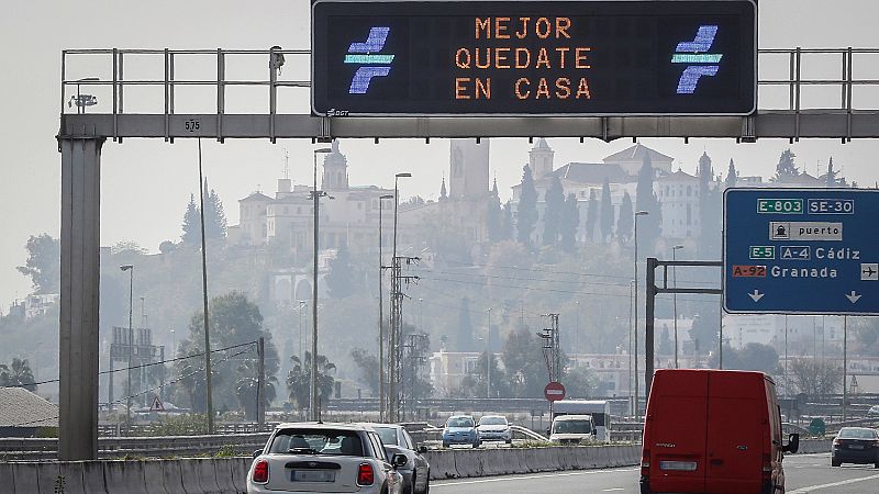 España a las 8 Fin de Semana - Se acrecentan los controles de carretera para asegurar la limitación de la movilidad - Escuchar ahora