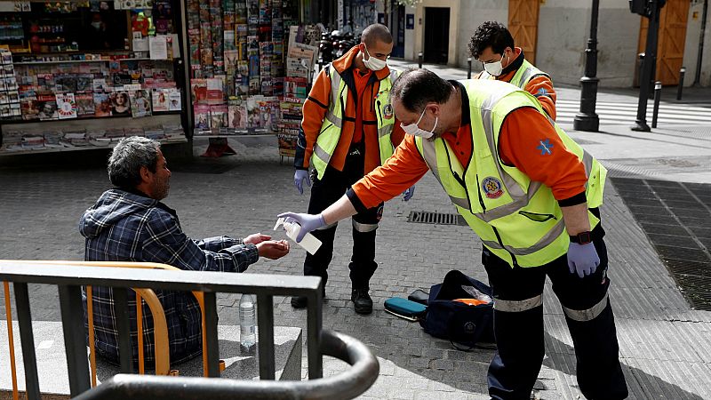 Las mañanas de RNE con Íñigo Alfonso - Las personas sin hogar, las más vulnerables en esta crisis del coronavirus - Escuchar ahora