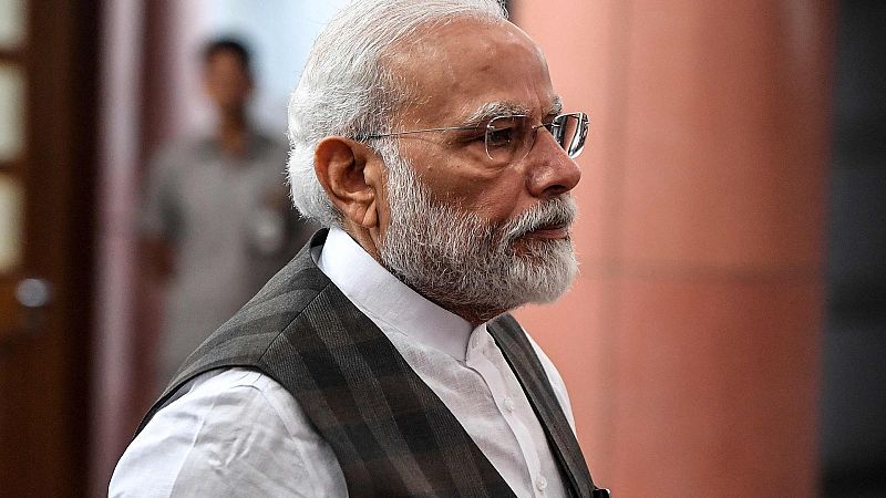 Boletines RNE - India ordena el confinamiento de sus 1.300 millones de habitantes durante 21 días por el coronavirus - Escuchar ahora