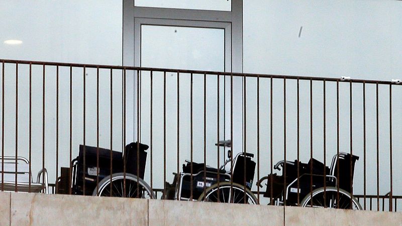 14 horas - 23 personas, entre ellas dos monjas, fallecen en una tercera residencia en Madrid - Escuchar ahora