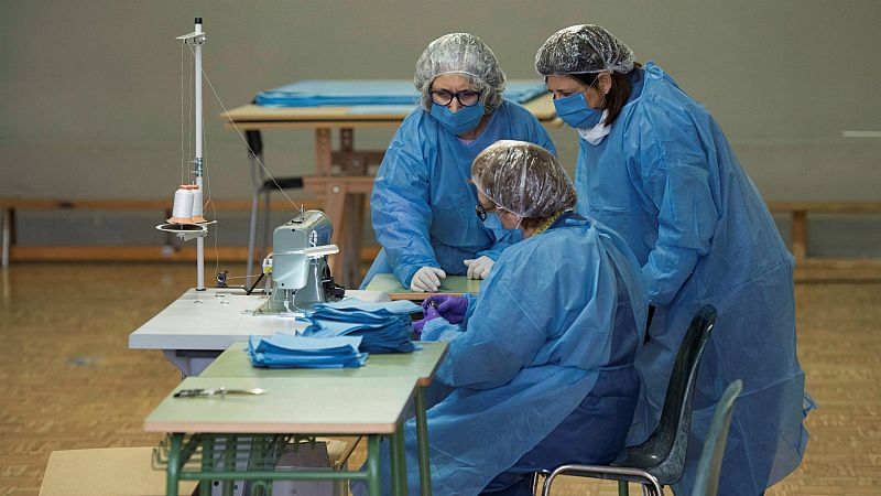 Las Mañanas de RNE con Íñigo Alfonso -  La Organización Médica Colegial pide que se acelere la fabricación propia de material de protección - Escuchar ahora