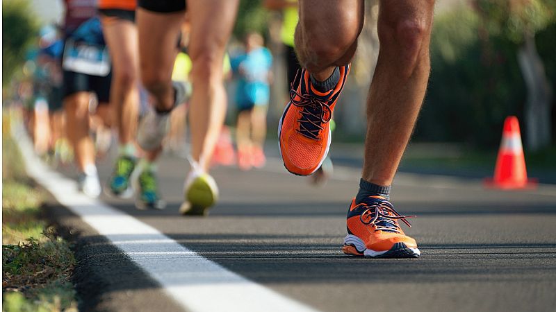  Todo noticias mañana - "Los corredores se adaptan para entrenar bajo techo" - Escuchar ahora