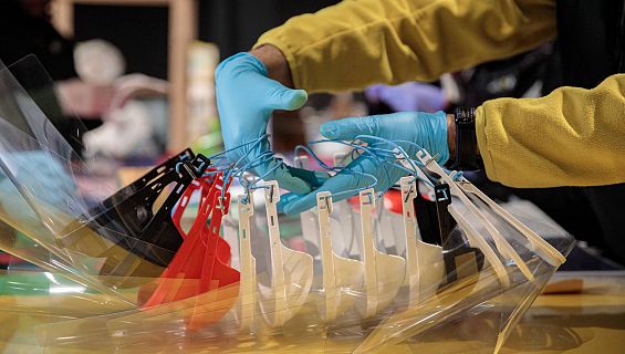 14 Horas fin de semana