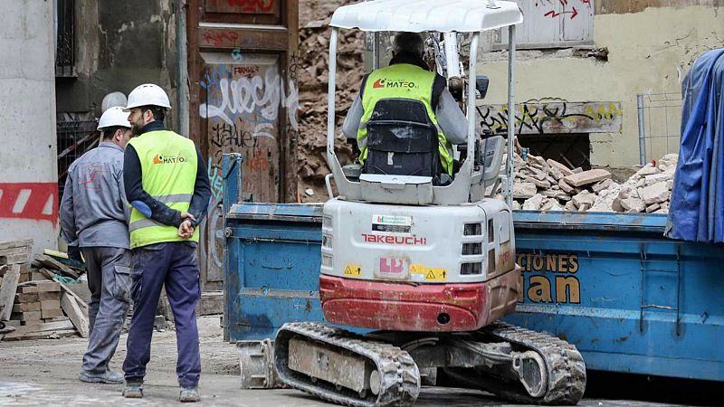 14 horas - El permiso retribuido para trabajadores no esenciales - Escuchar ahora