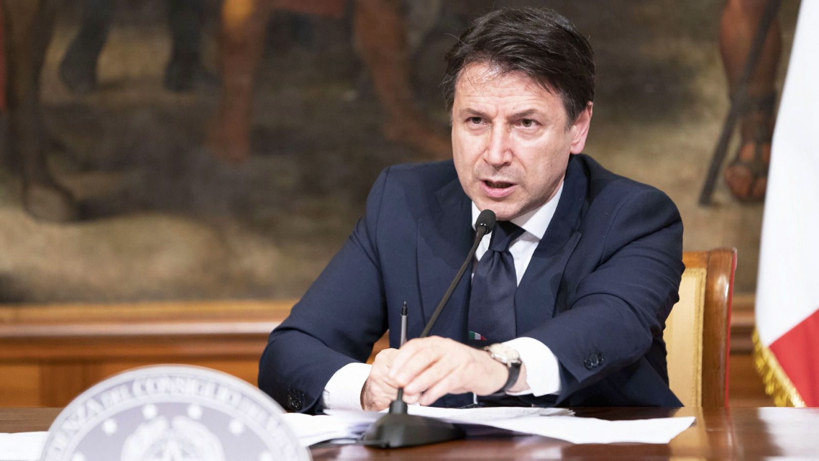 24 horas - Italia inyectará 400.000 millones de euros en la economía - Escuchar ahora
