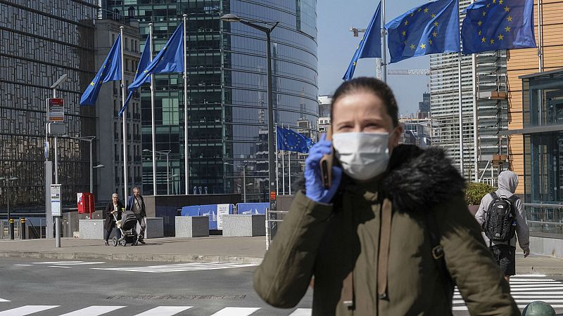 14 horas - La UE desbloquea medio billón de euros contra la pandemia - Escuchar ahora
