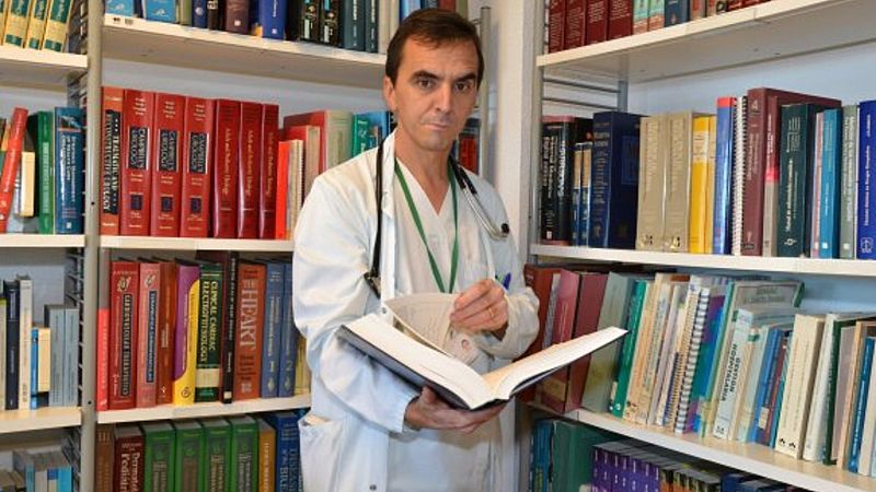 24 horas fin de semana - 20 horas - Doctor Olalla: Epicos es un estudio pionero que busca proteger a los sanitarios frente al Covid-19 - Escuchar ahora