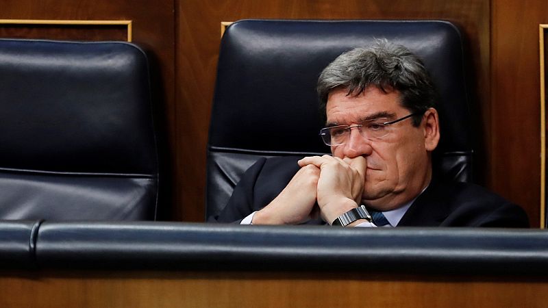 Boletines RNE - Casi 14.000 millones de euros en forma de préstamo para garantizar el pago de las pensiones - Escuchar ahora