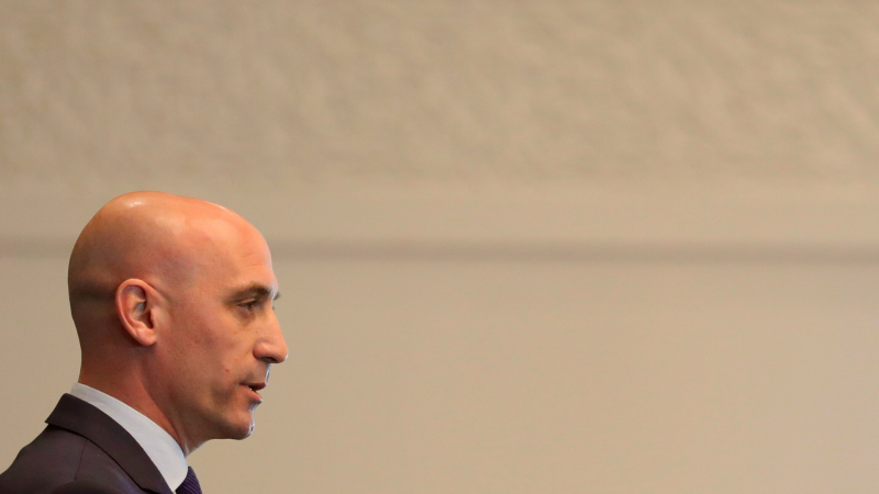  Radiogaceta de los deportes - Luis Rubiales, investigado por falsificación de documento público  - Escuchar ahora 