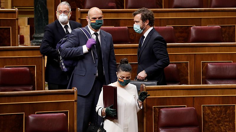 Boletines RNE - El PSOE denuncia a VOX ante la Fiscalía por incitación al odio - Escuchar ahora