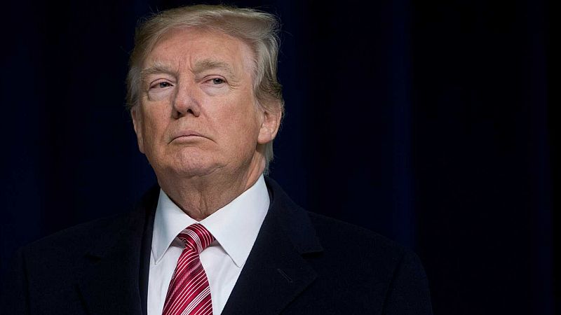 Las mañanas de RNE con Íñigo Alfonso - Trump amenaza con "suspender temporalmente" la inmigración a Estados Unidos - Escuchar ahora