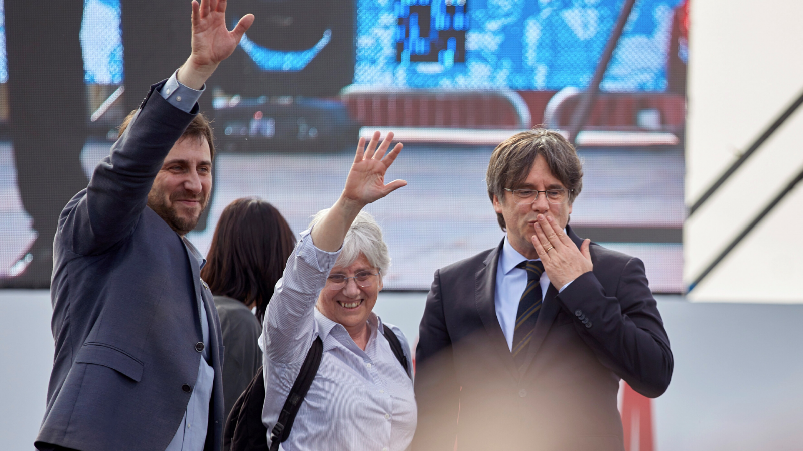  Boletines RNE - Bélgica desestima la demanda de Puigdemont contra el juez Llarena  - Escuchar ahora 