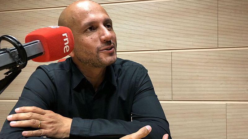 Las mañanas de RNE con Íñigo Alfonso - Jorge Carrión: "Compra ahora en la librería de tu barrio y recordarás siempre el día que fuiste a recoger esos libros" - Escuchar ahora