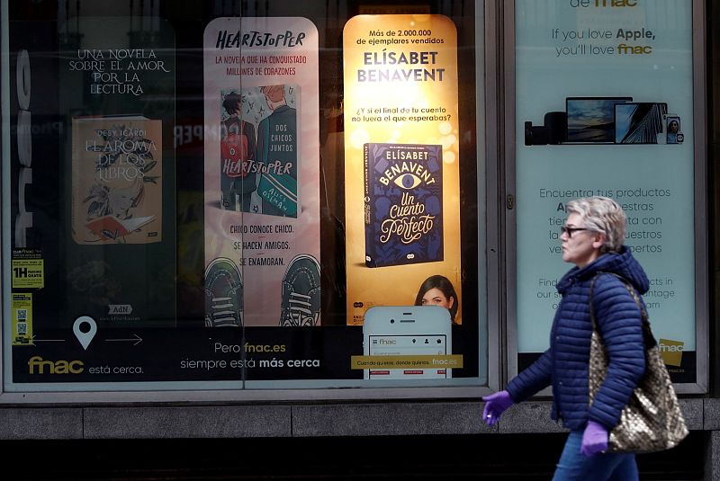  Todo noticias mañana - Premiada La "biblioteca Resistiré"  del IFEMA - Escuchar ahora
