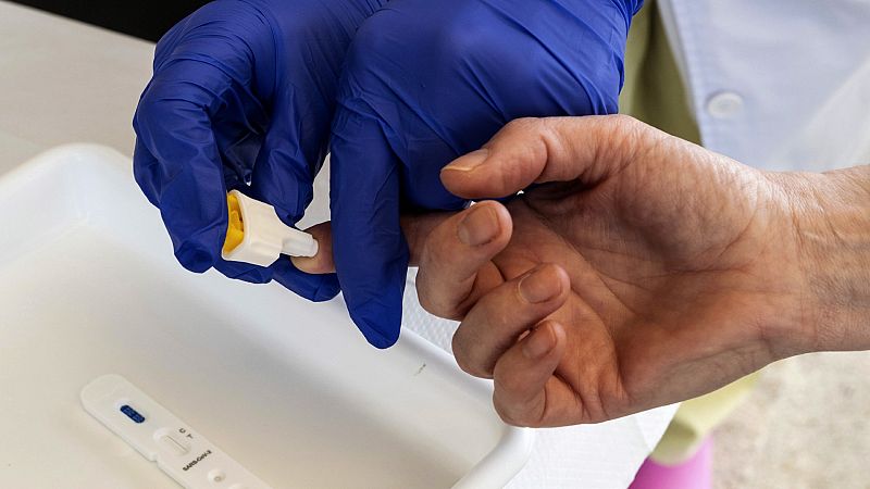  24 horas - Galicia adelanta su estudio serológico, que testará a 100.000 personas