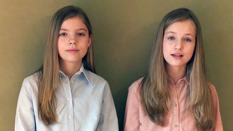 24 horas - La princesa Leonor y la infanta hermana Sofía envían un mensaje a la sociedad española - Escuchar ahora