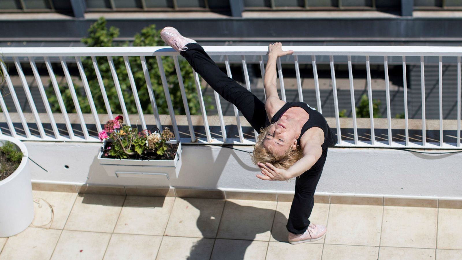  14 horas - El Día Internacional de la Danza se celebra en Internet - Escuchar ahora