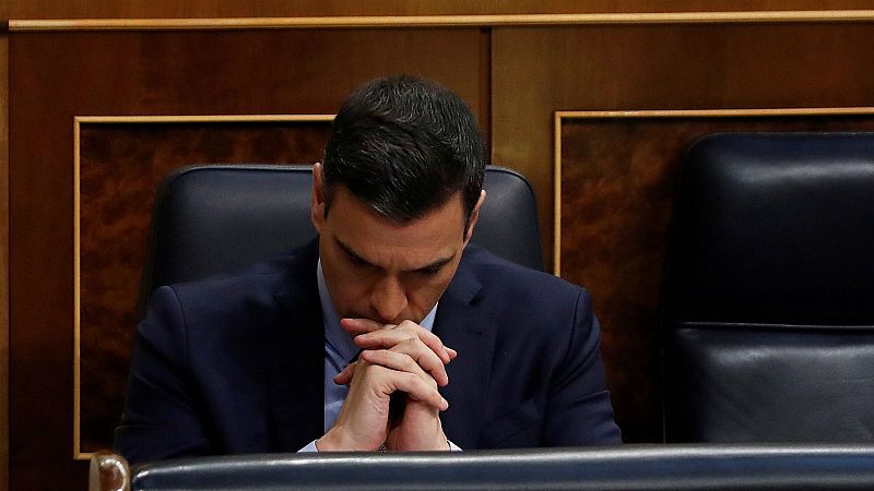 14 horas - Sánchez vincula las ayudas al estado de alarma y Casado anuncia que el PP se abstendrá - Escuchar ahora