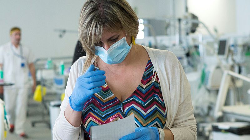 Boletines RNE - Barcelona seguirá en fase 0 una semana más - Escuchar ahora