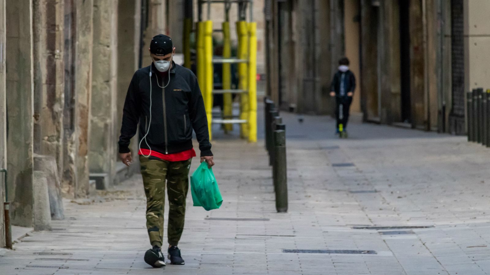  Las Mañanas de RNE con Íñigo Alfonso -   Dos meses de estado de alarma a cámara lenta - Escuchar ahora