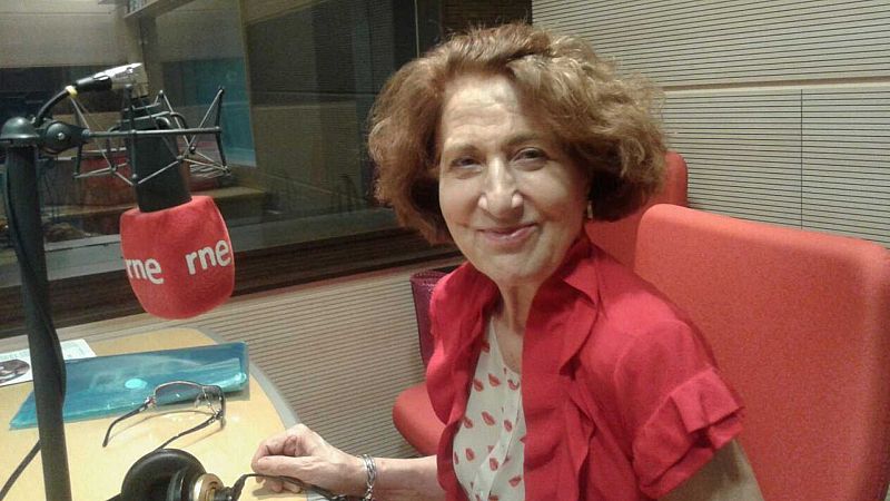 24 horas - Carmen Iglesias, directora de la Real Academia de Historia: "La Historia nos enseña que siempre se sale hacia adelante" - Escuchar ahora